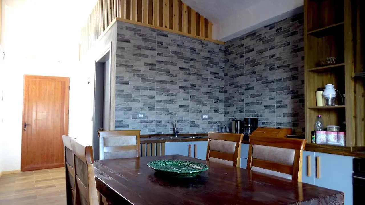 Limni Resort 사밀 4*,  알바니아