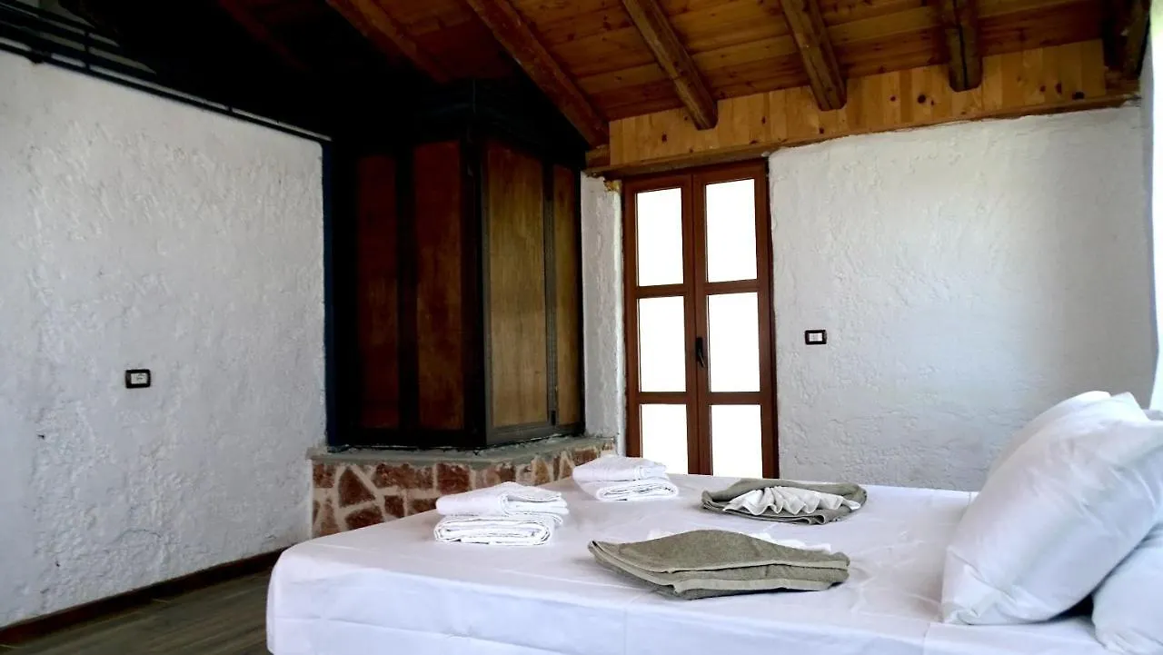 Hotel Limni Resort Ksamil